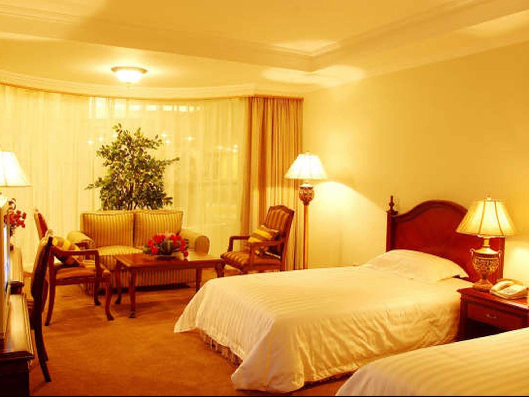 New Gloria Plaza Garden Hotel Harbin Exterior foto